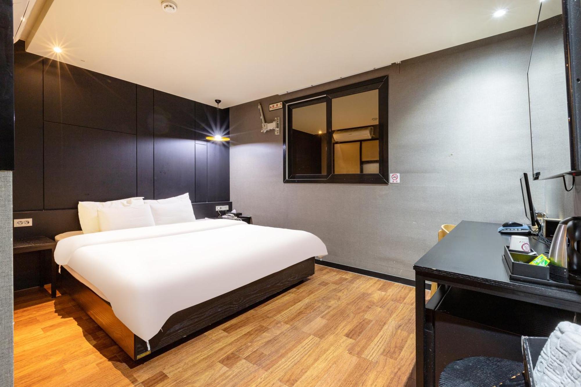 Dublin Hotel Пусан Екстериор снимка
